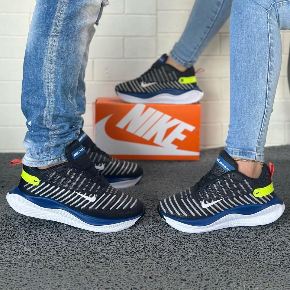 NIKE INFINITY RUN 4